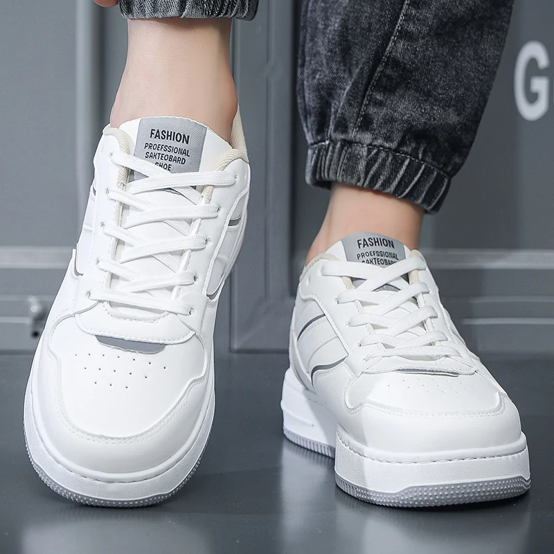 Men's thick soled casual small white shoes four seasons outdoor breathable comfort versatile walking shoes student running shoes 6