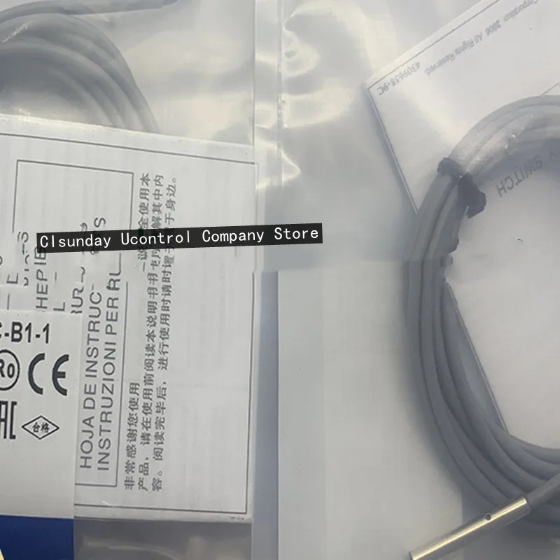 2Pcs Nuovo Interruttore Di Prossimità E2E-C04Sr8-Wc-B1 E2E-C04Sr8-Wc-B1-1 E2E-C04Sr12-Wc-B1-1