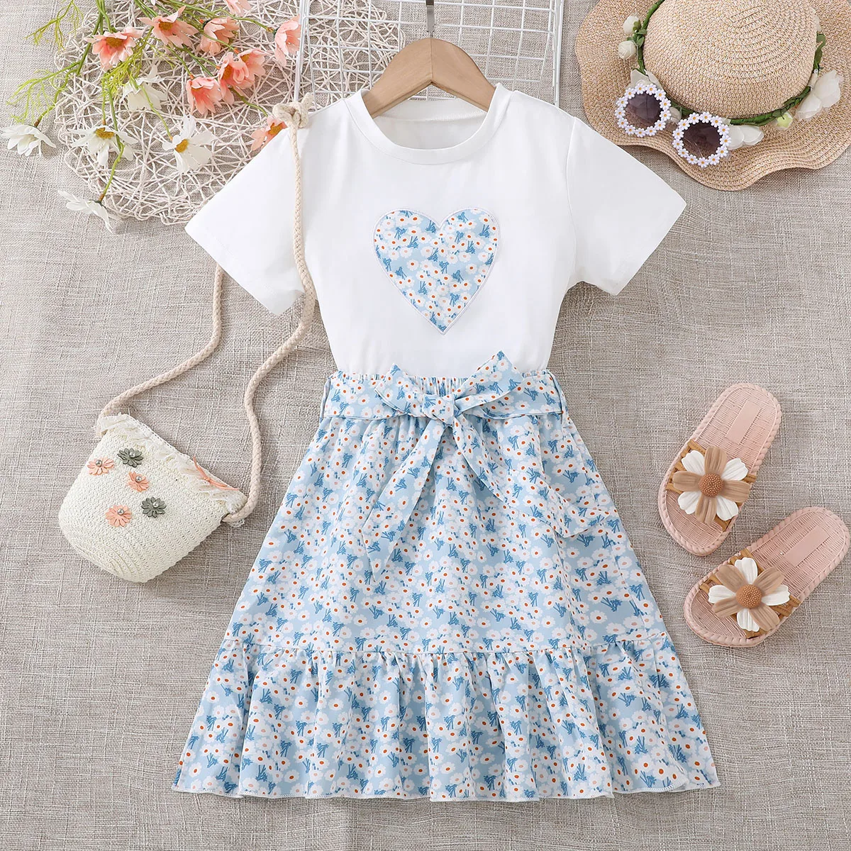 

Girls' suit summer net red popular floral skirt suit 8-12 year old children's fashionable love print children's clothing