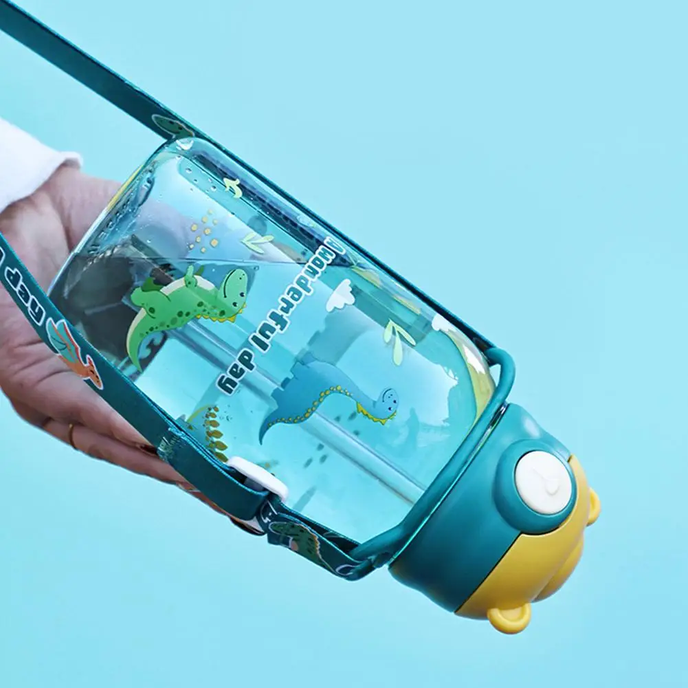 Cartoon Plastic Mug 650ml Cute Cartoon Kids Water Bottle Outdoor Portable Leakproof Strap Straw Water Cup