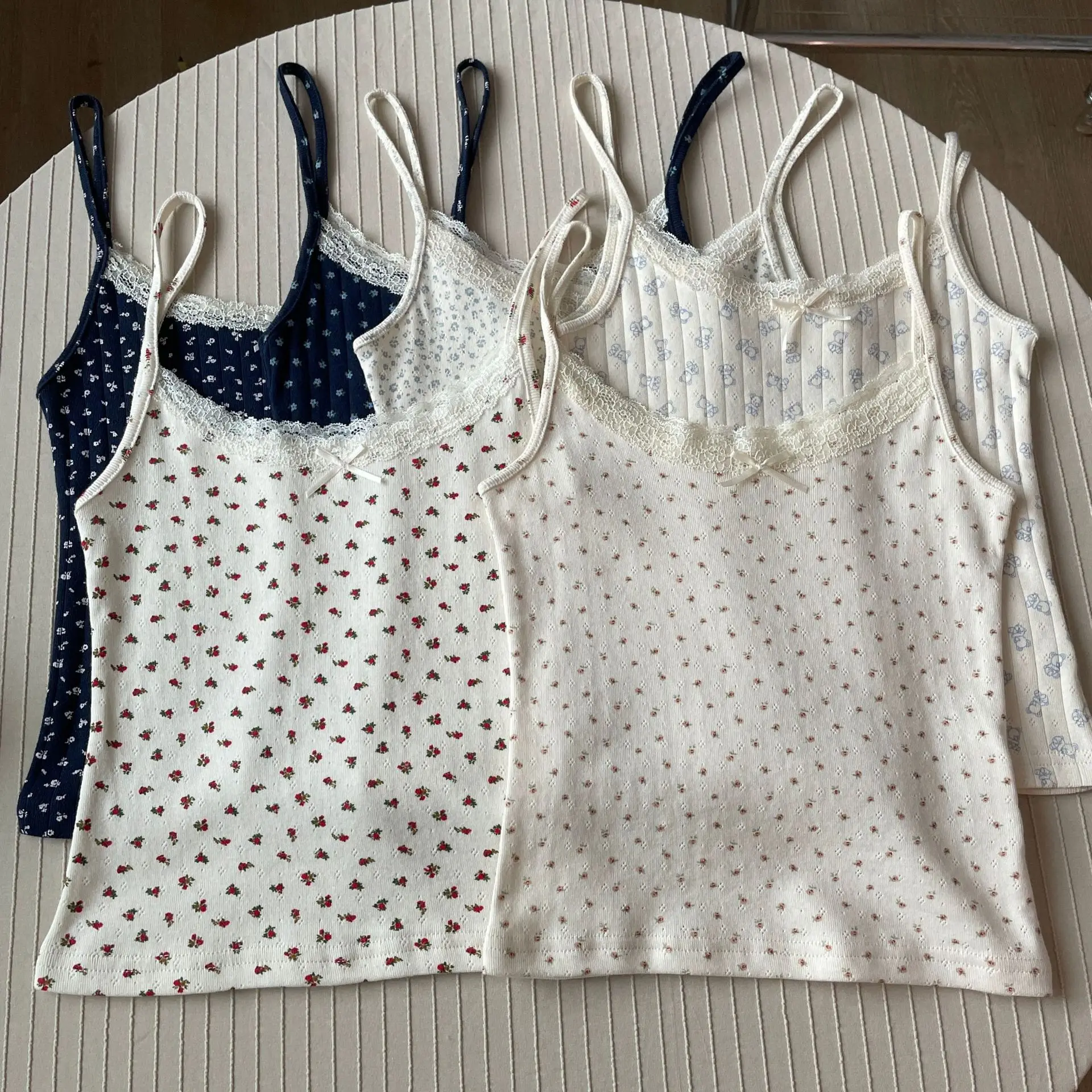 596889-aad479.jpg Floral Print Lace Trim Camis Women Summer New Bow Slim Sleeveless Crop Tops Vest Sweet Cute Sexy Preppy Style Tank Top Y2k Chic - Image 1