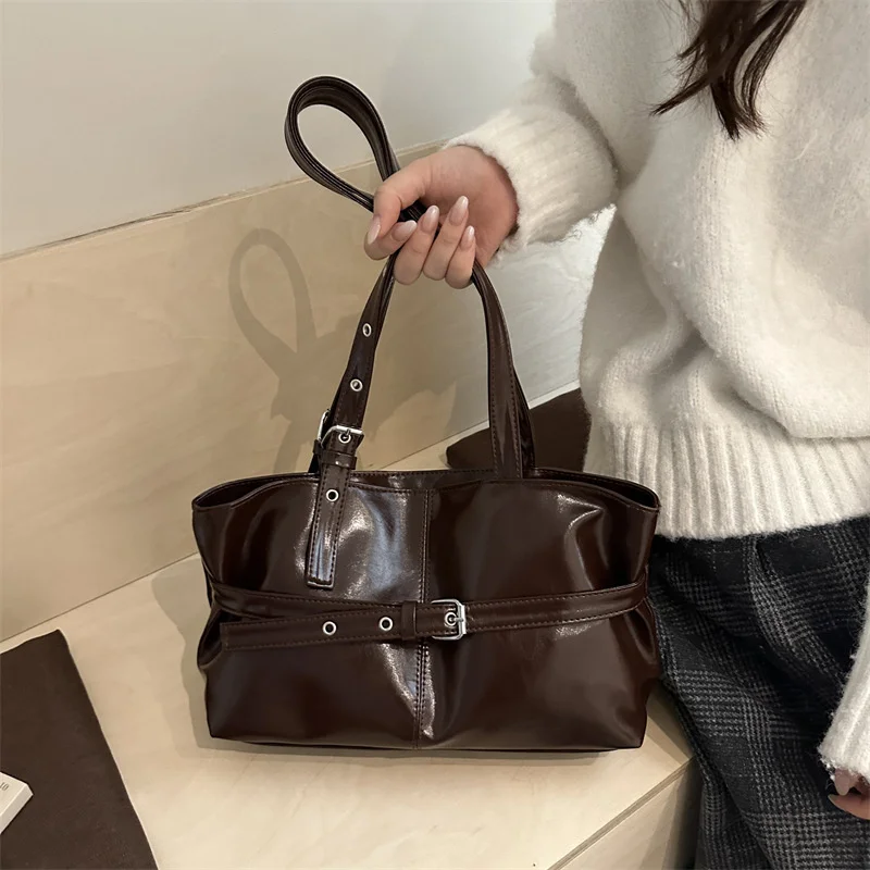 New Fashionable Versatile Belt Buckle Handbag Korean Style Solid Color Soft Leather Women’s Casual Shoulder Bag Underarm Bag