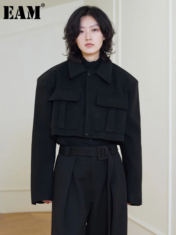 

[EAM] Black Big Size Short Woolen Coat New Lapel Long Sleeve Shoulder Pad Women Jacket Fashion Tide Autumn Winter 2023 1DH2549
