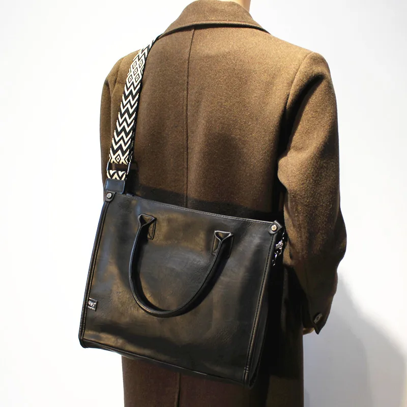 Shoulder Bag Casual Large-Capacity Crossbody Bag Young Men's Portable Document Commuter Computer Bag
