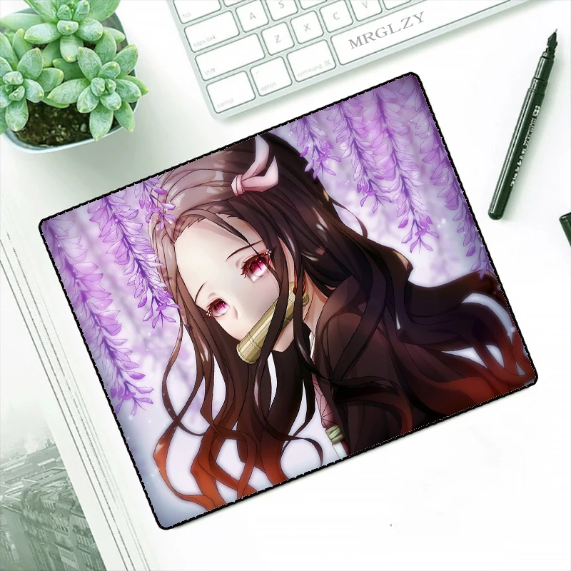 

Sadako Girl Mouse Carpet Anime Mouse Pad Kawaii Accessories PC Gamer Cabinet Gaming Computer Table Non-slip Mat Mousepad Company