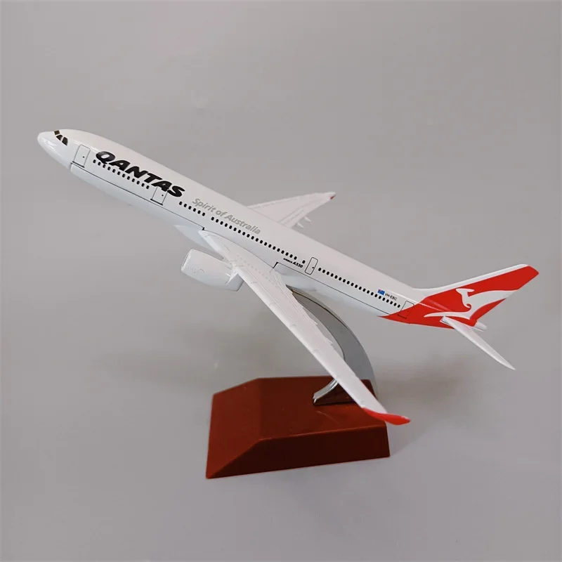 

16cm Alloy Metal Air Australian Qantas A330 Airlines Airplane Model Airbus 330 Airways Plane Model Diecast Aircraft Gifts Toys