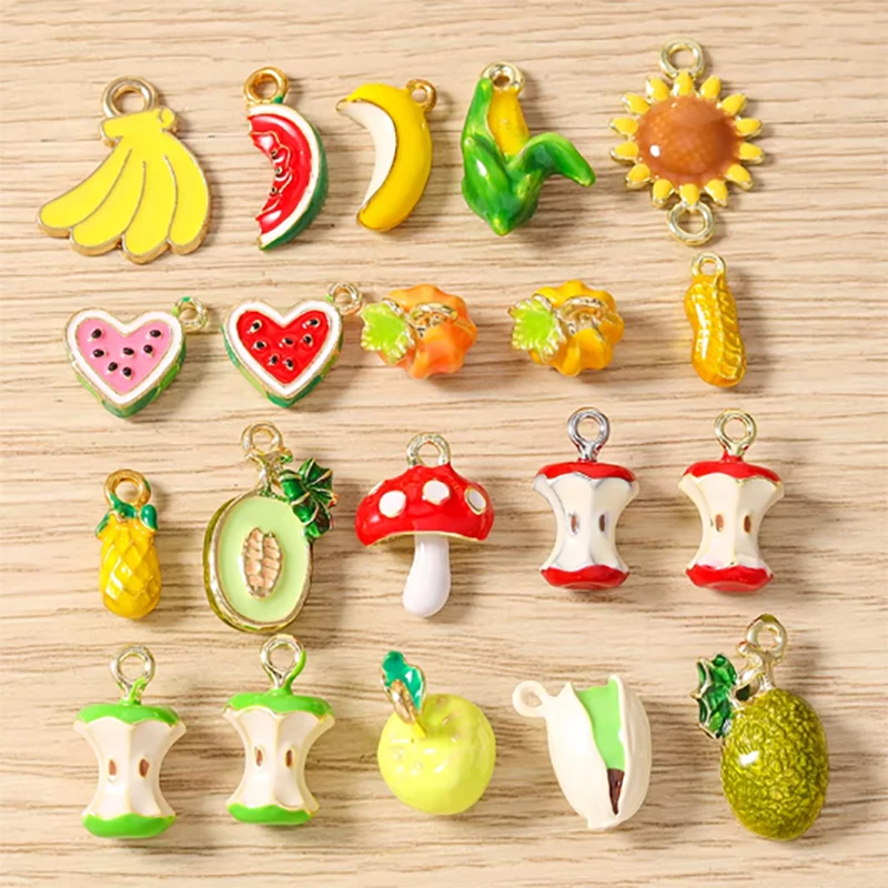 5 Stück Niedliche Gemischte Frucht-Anhänger aus Emaille - Banane, Apfel, Wassermelone für Schmuckherstellung, Halsketten, Ohrringe, DIY-Basteleien und Geschenke