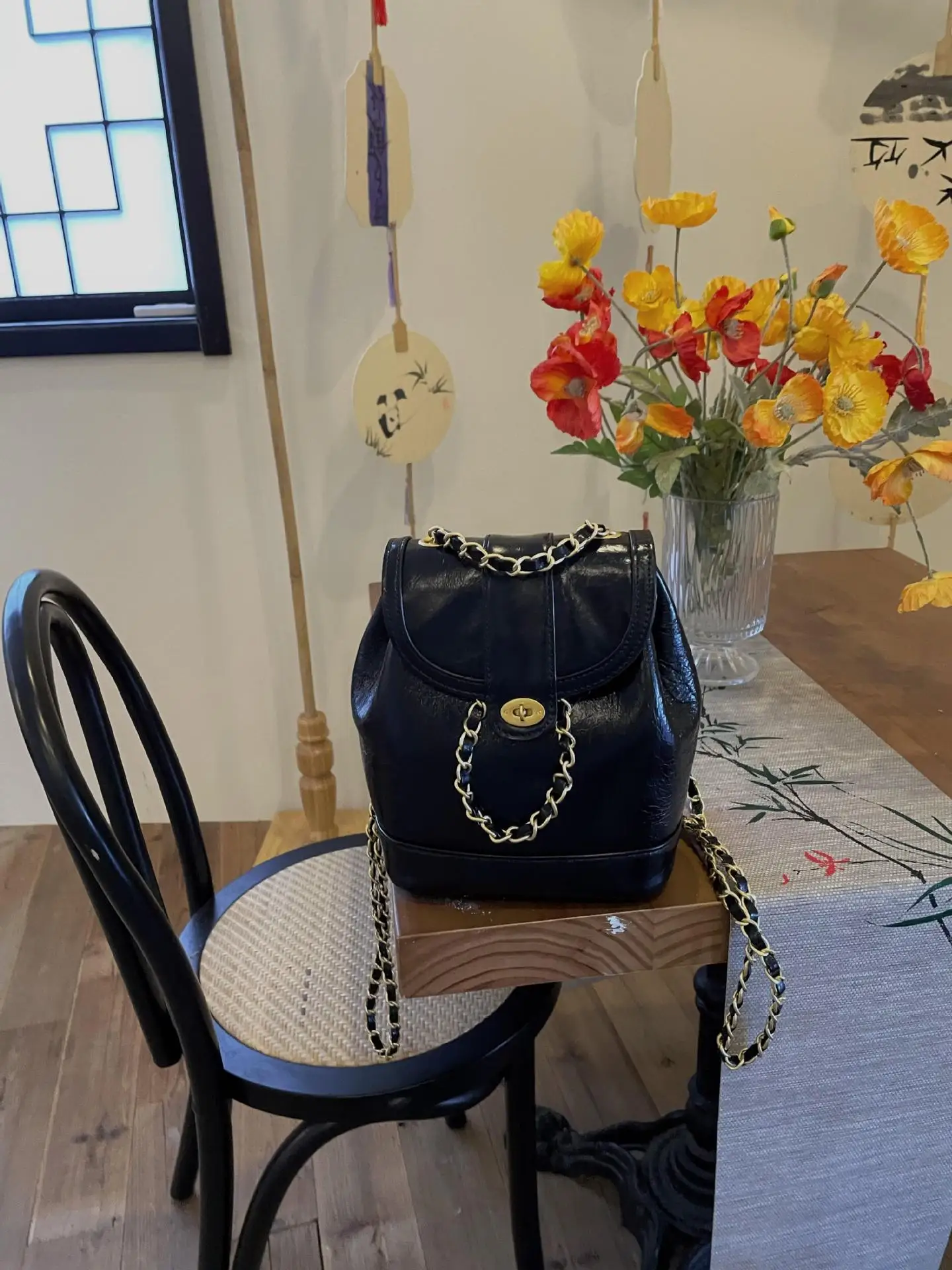 Withered Italian Leather Chain Backpack Girls Retro College Wind Oil Wax Cowhide Backpack Bucket Bag Fashion Chain Bag Women