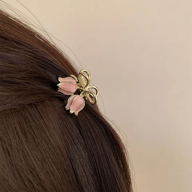 

Новинка 2023, высококлассная челка в виде розового тюльпана, маленькая челка в форме принцессы, маленькая заколка для царапин, украшение для волос, Маленькая женская челка, выбор интернет-знаменитостей