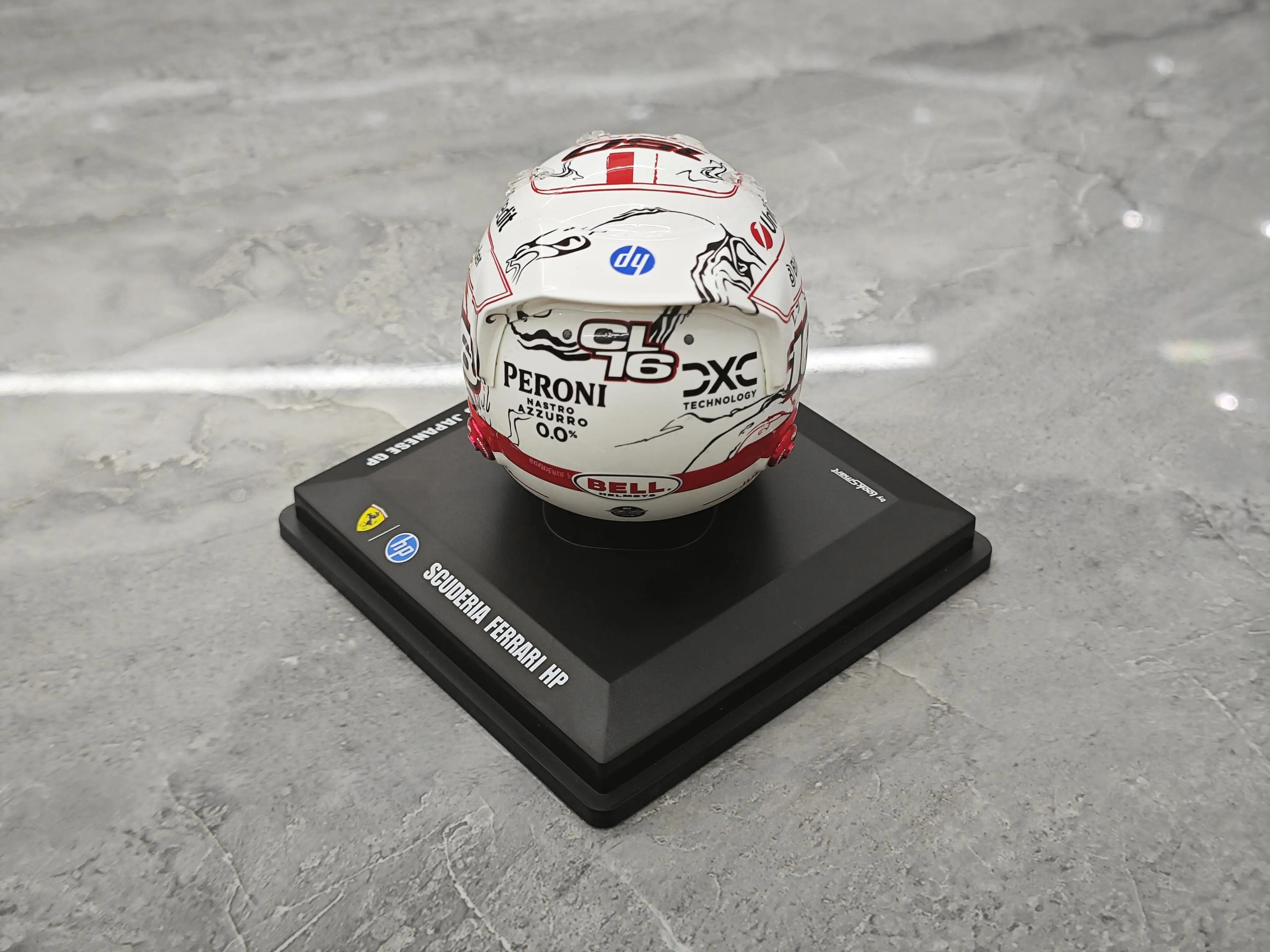 S26cad112251c4c38a77cfbede7200059D - Charles Leclerc Merch