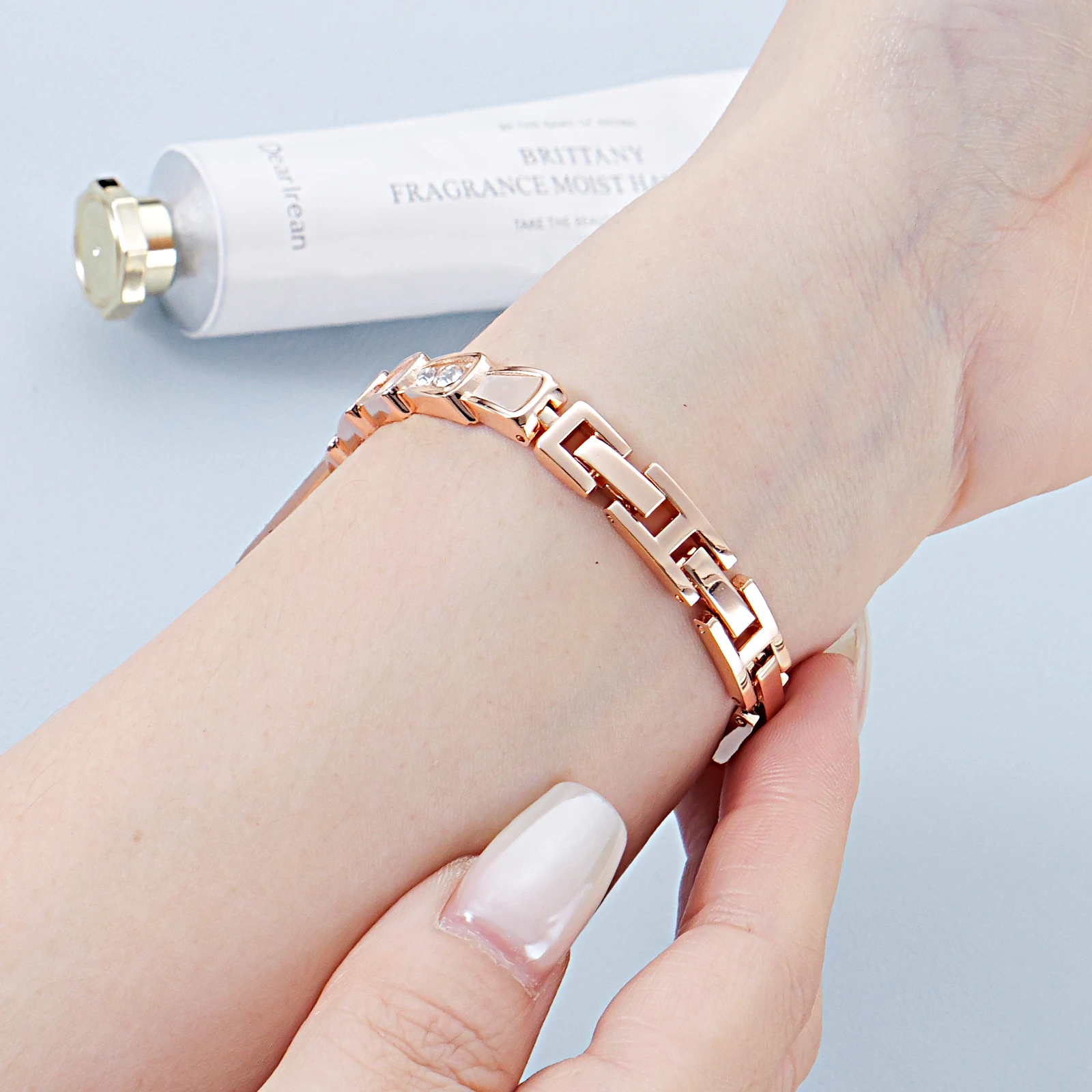 Elegant Women's Luxury Watch Band - Premium Design