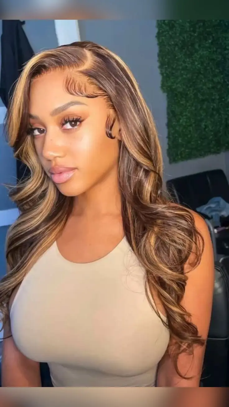 34 Inch Ombre Honey Blonde Human Hair 13x4 Highlight Body Wave Lace Front Wig 5X5 Pre Plucked With Baby Hair Wear And Go 3