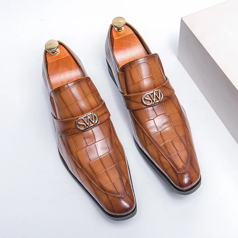 

Leather shoes for men autumn and winter breathable British style casual fashion increase business formal men's fashion shoes