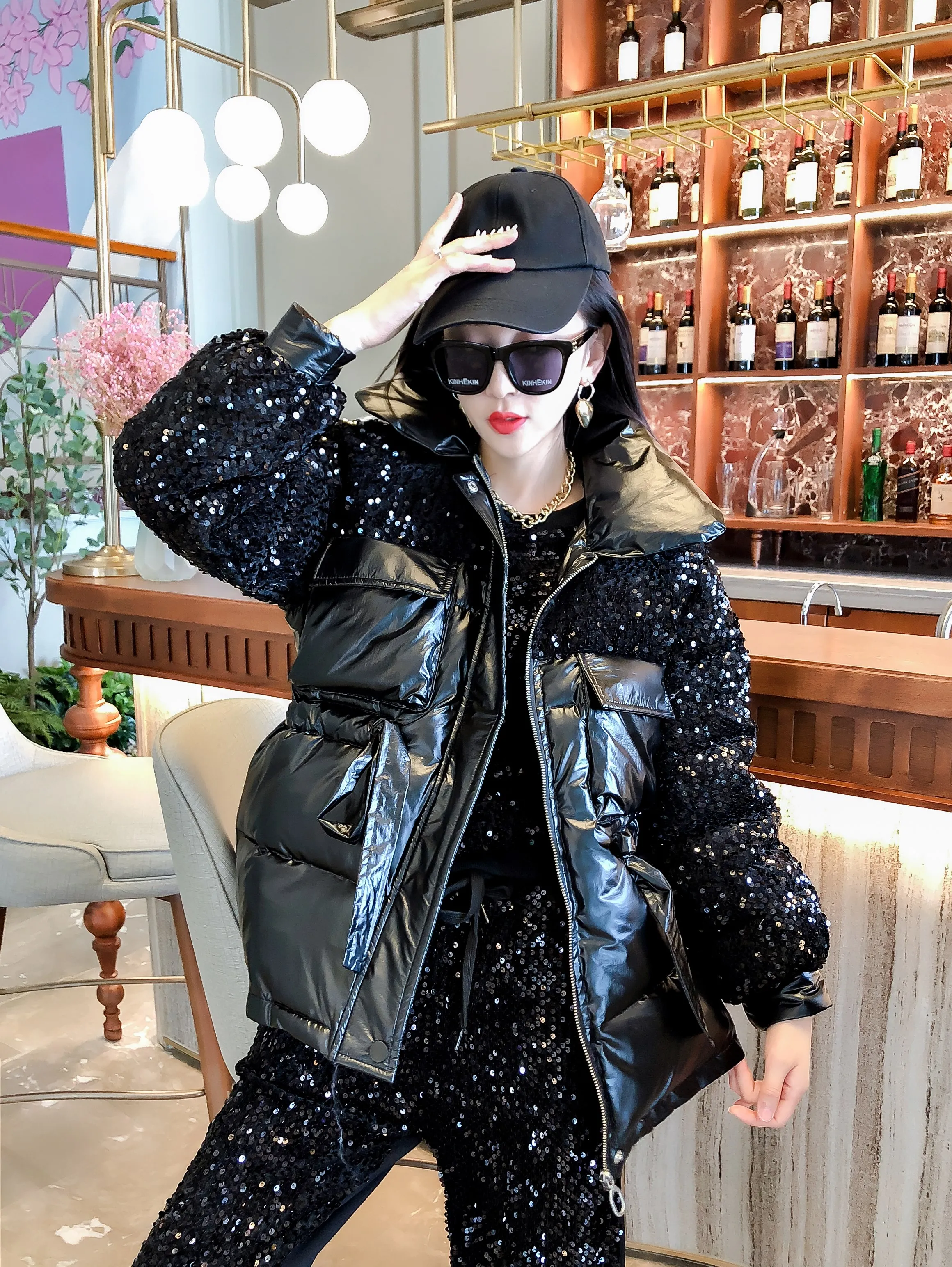 겨울 레이디 스팽글 세트 2021 스티칭 드로 스트링 코튼 패딩 자켓 스탠드 업 칼라 파카 코트, 캐주얼 스포츠 바지 2 피스