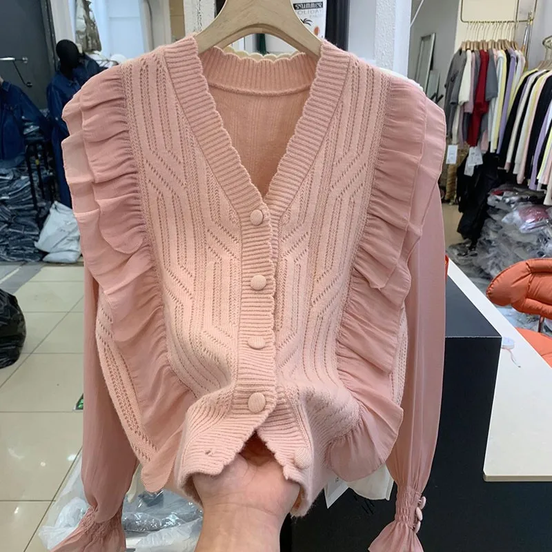 

DAYIFUN Ruffled Knitted Cardigan Women Spring Autumn New Fashion V-Neck Long Sleeve Knitwear Female Loose Outerwear Lady Tops
