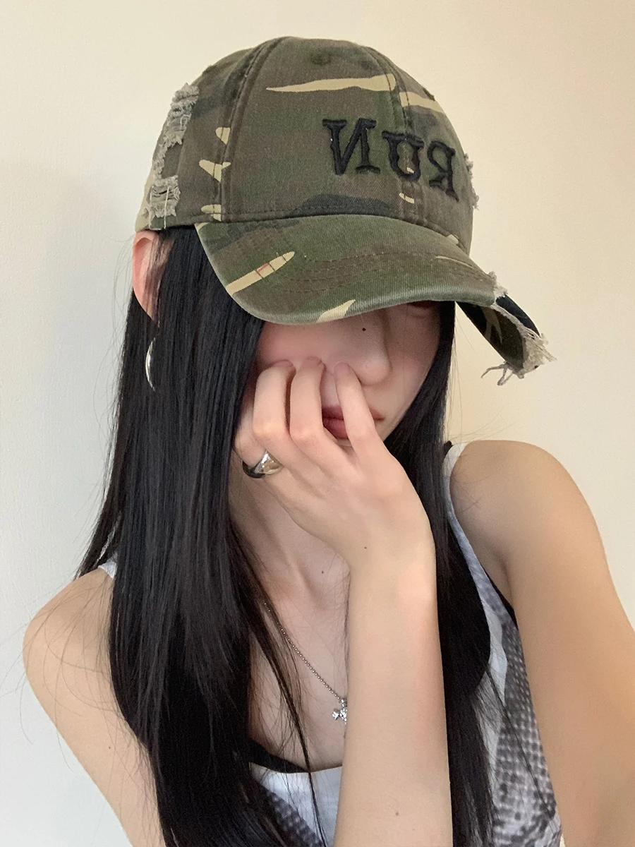 American Camouflage Color-Blocking Letter Baseball Cap For Women Vintage Street Design Sense Makes The Face Look Smaller