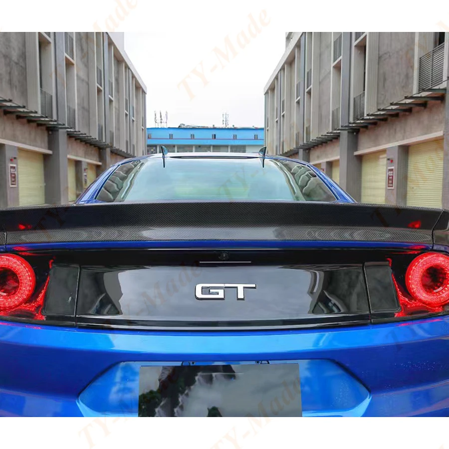 フォードマスタング2015-2020用の車のリアバンパー,トランク用の 