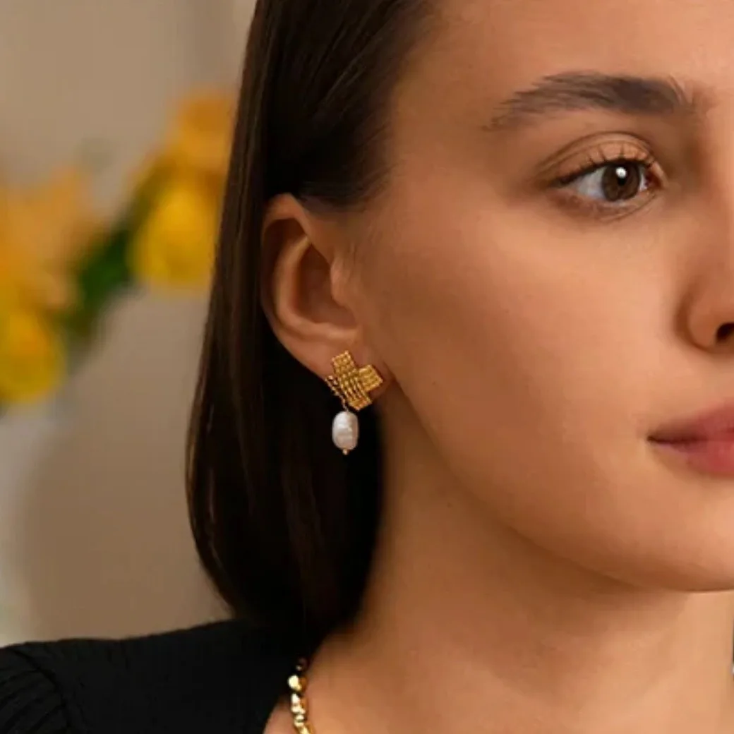 Vintage Striped Twisted Interweaving Geometric Dangle Earrings 18K Gold Plated Waterproof Pearl Cross Ear Stud Wed Jewelry Gifts