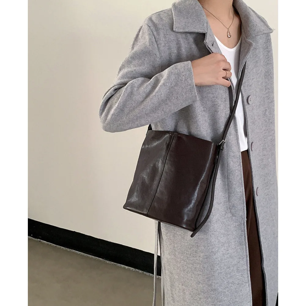 【 Vera pelle da donna 】 Borsa a secchiello monospalla in pelle bovina conciata al vegetale leggera e di lusso alla moda, sensoriale di alta qualità_voghion.com