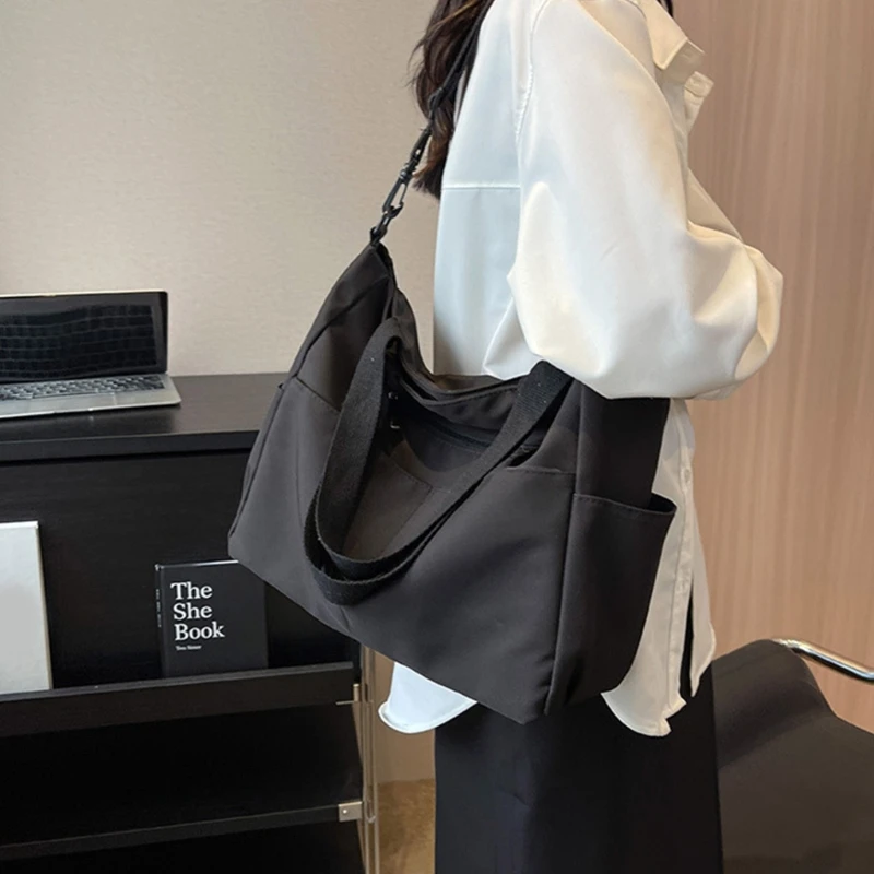 Women Luxury Handbags Large Capacity Crossbody Bag Simple Casual Shoulder Bag