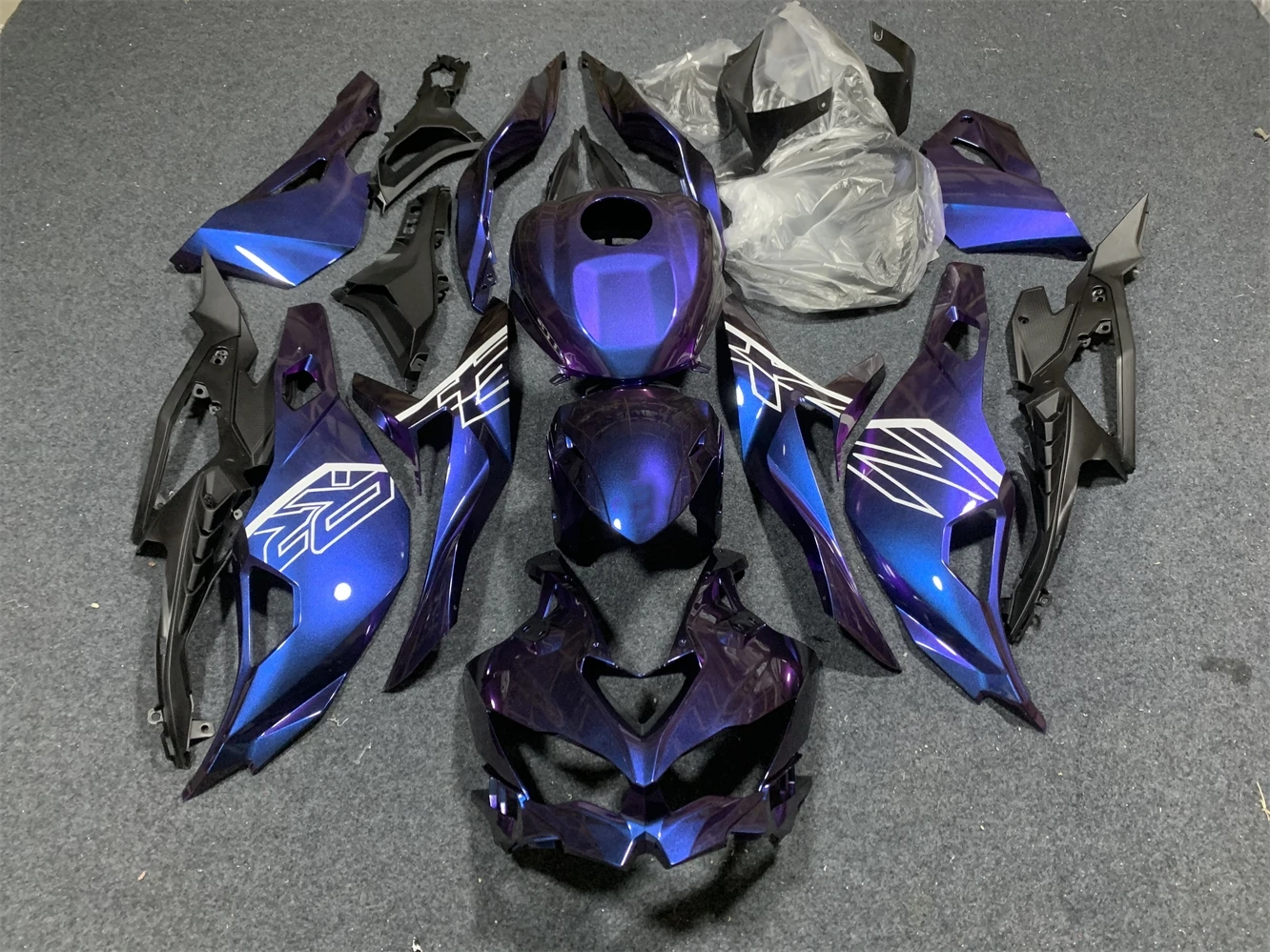 

Обтекатели для Kawasaki ZX-25R 2019 2020 2021 2022 2023 мотоциклетный комплект обтекателей высокого качества ABS инъекция хамелеон