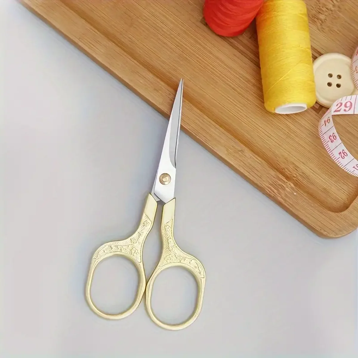 1pc Flower Vintage Stainless Steel Household Scissors Square Handle Embroidered Scissors Student Office Small Scissors craft scissors