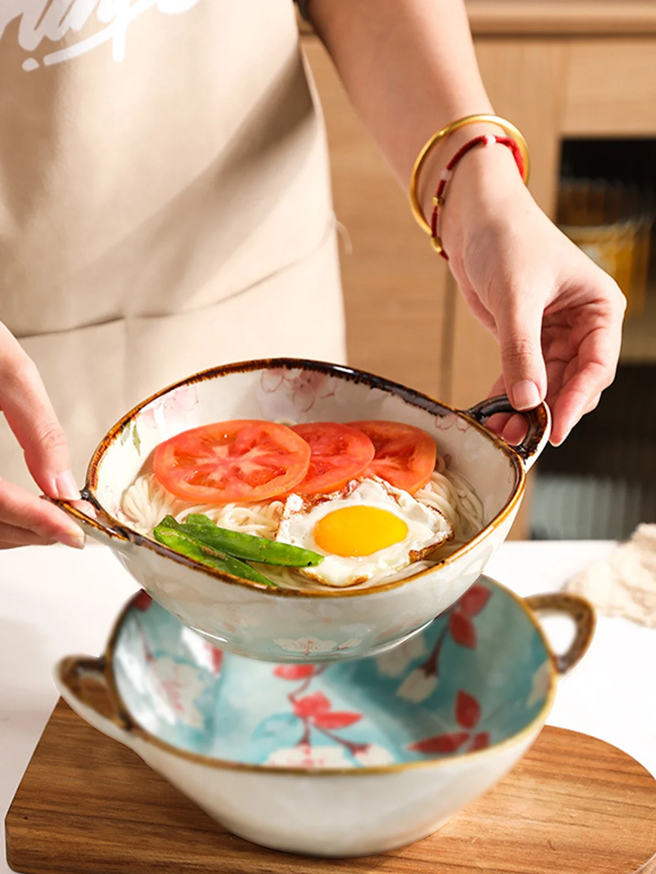 

7.5inch Japanese Household Noodle Bowl Ceramic Soup Bowl With Handle Salad Pasta Bowl Kitchen Tableware Microwave Oven Bakware
