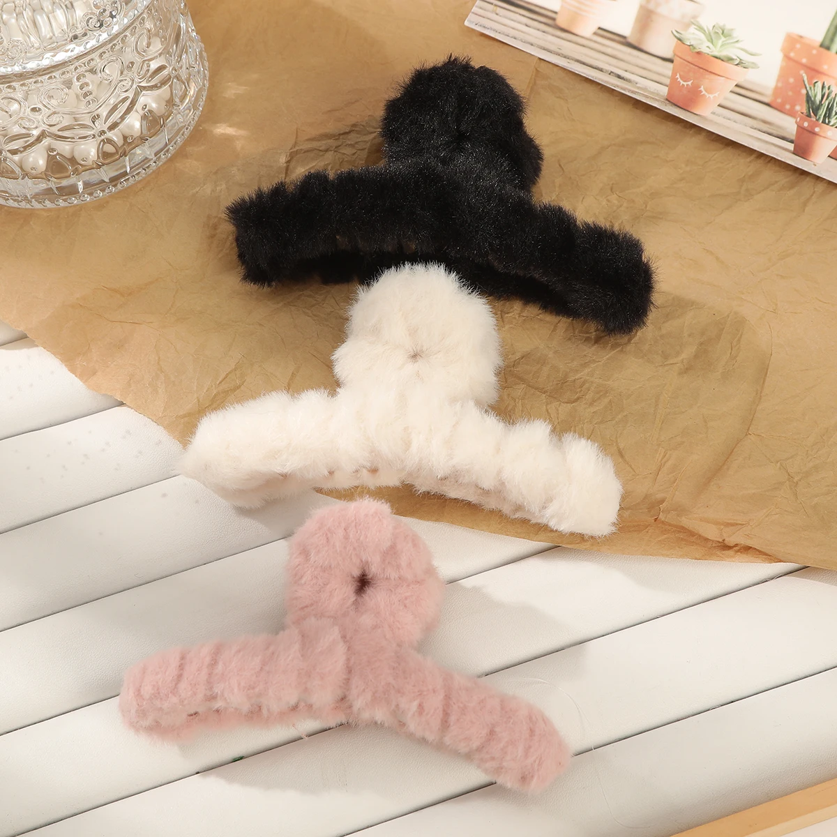 3PCS/set Plush Crab Clip Large Winter Hair Clip For Girls Shark Clip On The Back Of The Head Hair Clips Headwear Hair Accessory