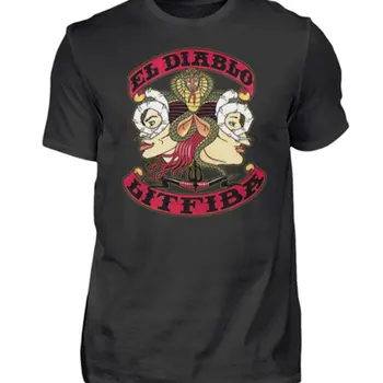 La maglietta Litfiba con il logo di una band italiana è una scelta ideale per gli appassionati di musica, adatta sia per uomini che per donne.