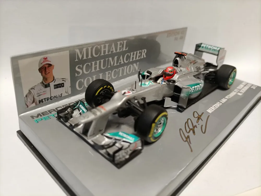 

Minichamps 1/43 F1 W03 2012 Collection of die-cast alloy assembled car decoration model toys