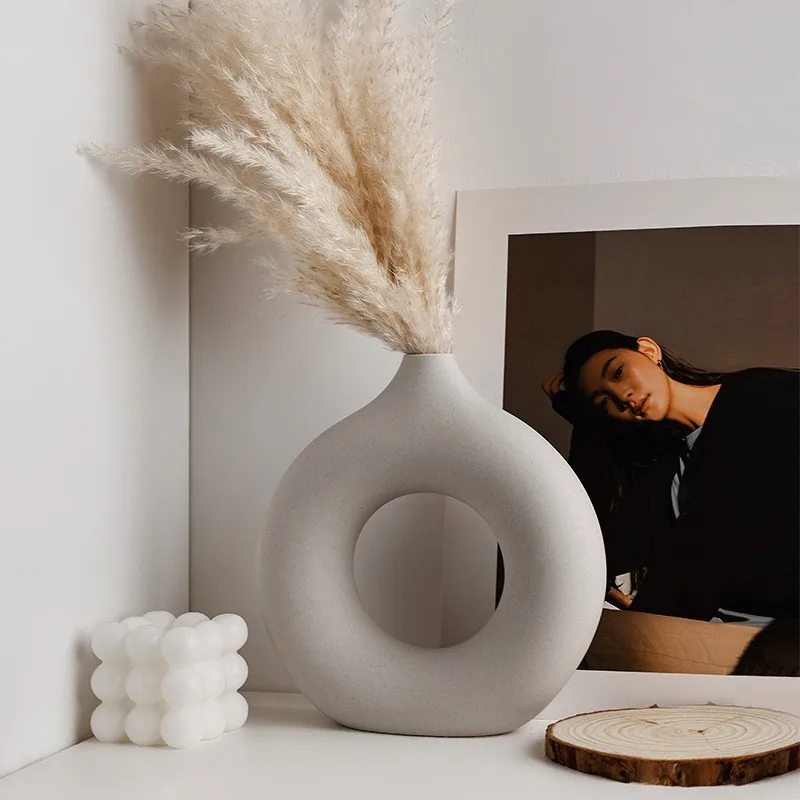 Nordic Circular Hollow Vase, Ceramic Donuts Flower Vase, Home Decoration Accessories, Interior Office Desktop Decor, Living Room 3
