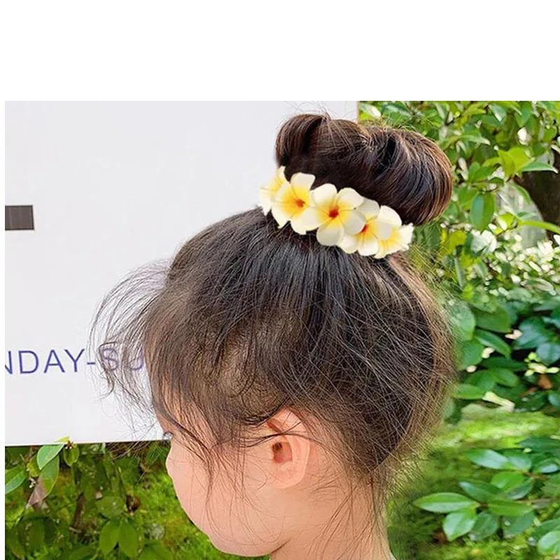 2Pces New 11 Colori Wedding Plumeria Flower Wreath Fascia Magic Hair Bun Hair Donut Frangipani Girl Hair Band Garland