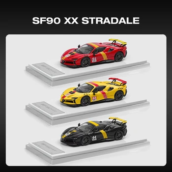 DMH 1:64 Ferrari SF90 XX Stradale Modellino Auto in Metallo Pressofuso da Collezione (4 Colori) con Vetrina Espositiva Disponibile Pronto per la Spedizione