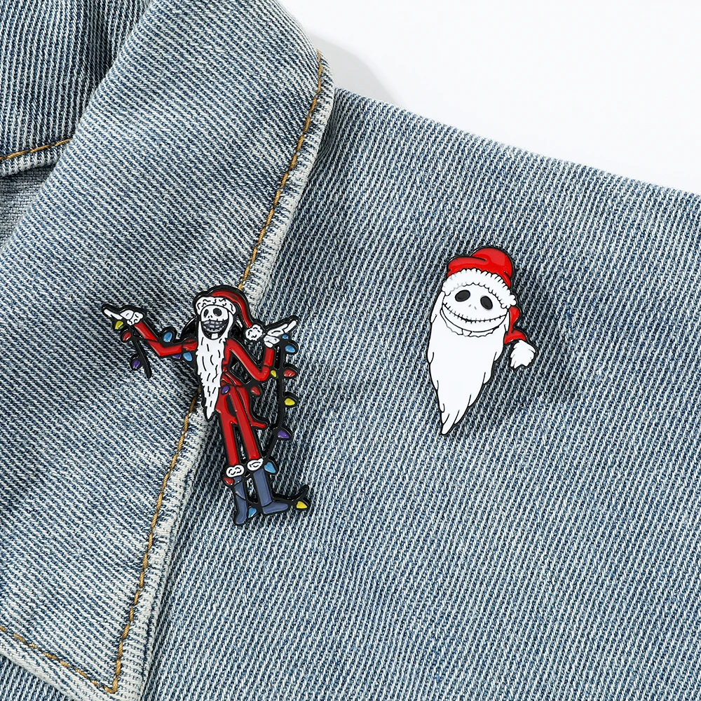 

Nightmare Before Christmas Pin Santa Claus Stitch Brooch Cartoon Ghost Badge For Bags Jeans Scarf Lapel Pin Jewelry Best Gift