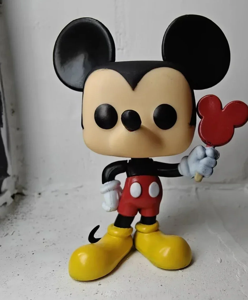 thumbnail image 1 of 2025 Figura de acción de vinilo Funko Pop de la serie Disney Mickey Mouse n.° 1075, juguetes para decoración, regalos y decoraciones, 1 of 4