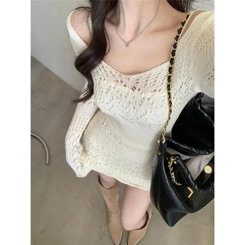 

New Dress White Hollow Knitted For Women Gentle And Stylish Slim Fit Long Sleeved Short Skirt