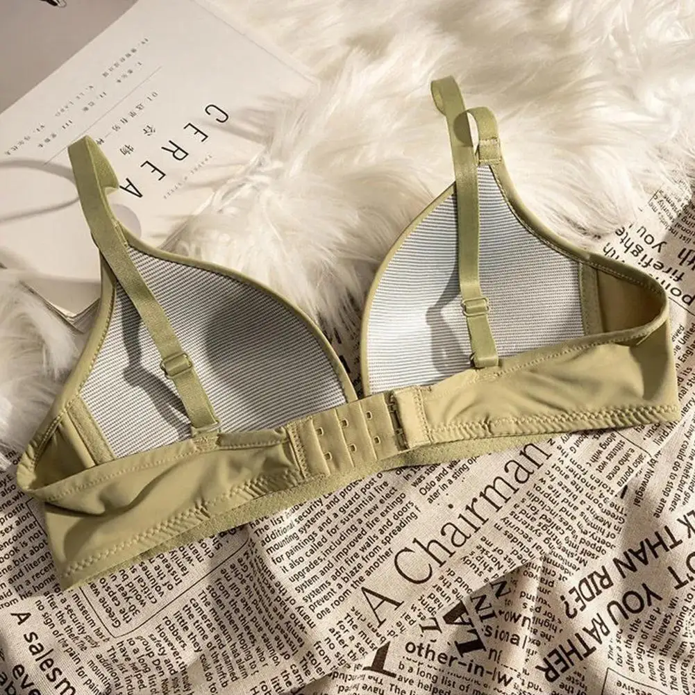 

Push-up Bra Soft Breathable Women's Seamless Padded Push Up Bra with Adjustable Straps Elastic Back Closure Seamless Push-up Bra