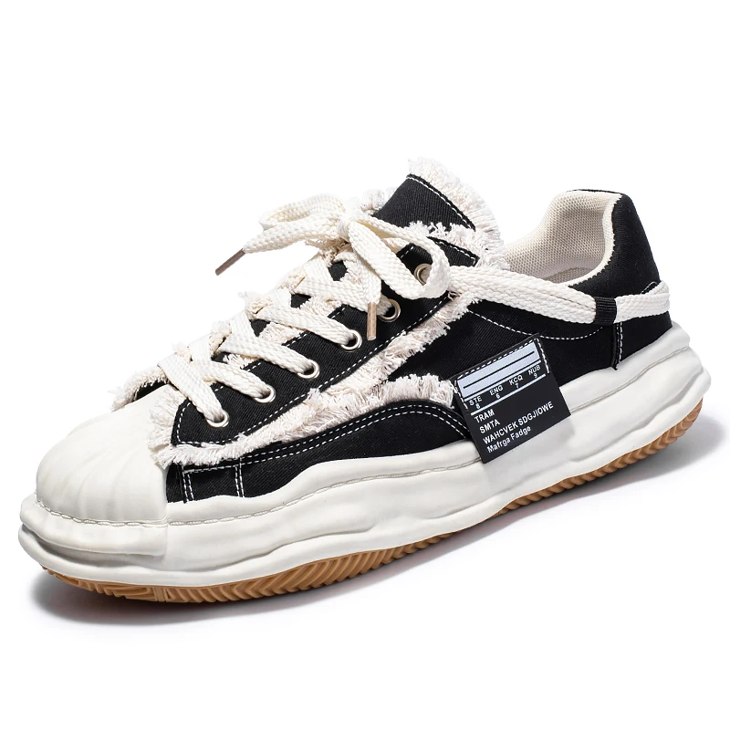 

New Men Autumn Canvas Sneakers Male Platform Trainers Men Designer Vulcanized Shoes Couple Skateboard Footwear Basket Femme