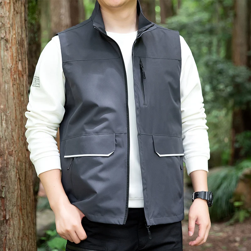 Middle Aged Men's Vest Outdoor Loose and Breathable Hiking and Fishing Tactics Coat Casual Retro Multi Pocket Cargo Jacket