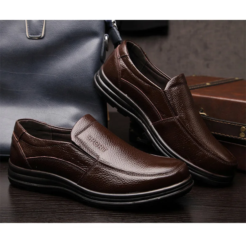 Casual shoes leather shoes Genuine Leather Shoes Men Flat Fashion Men&rsquo;s Casual Brogues Shoes Soft Comfortable