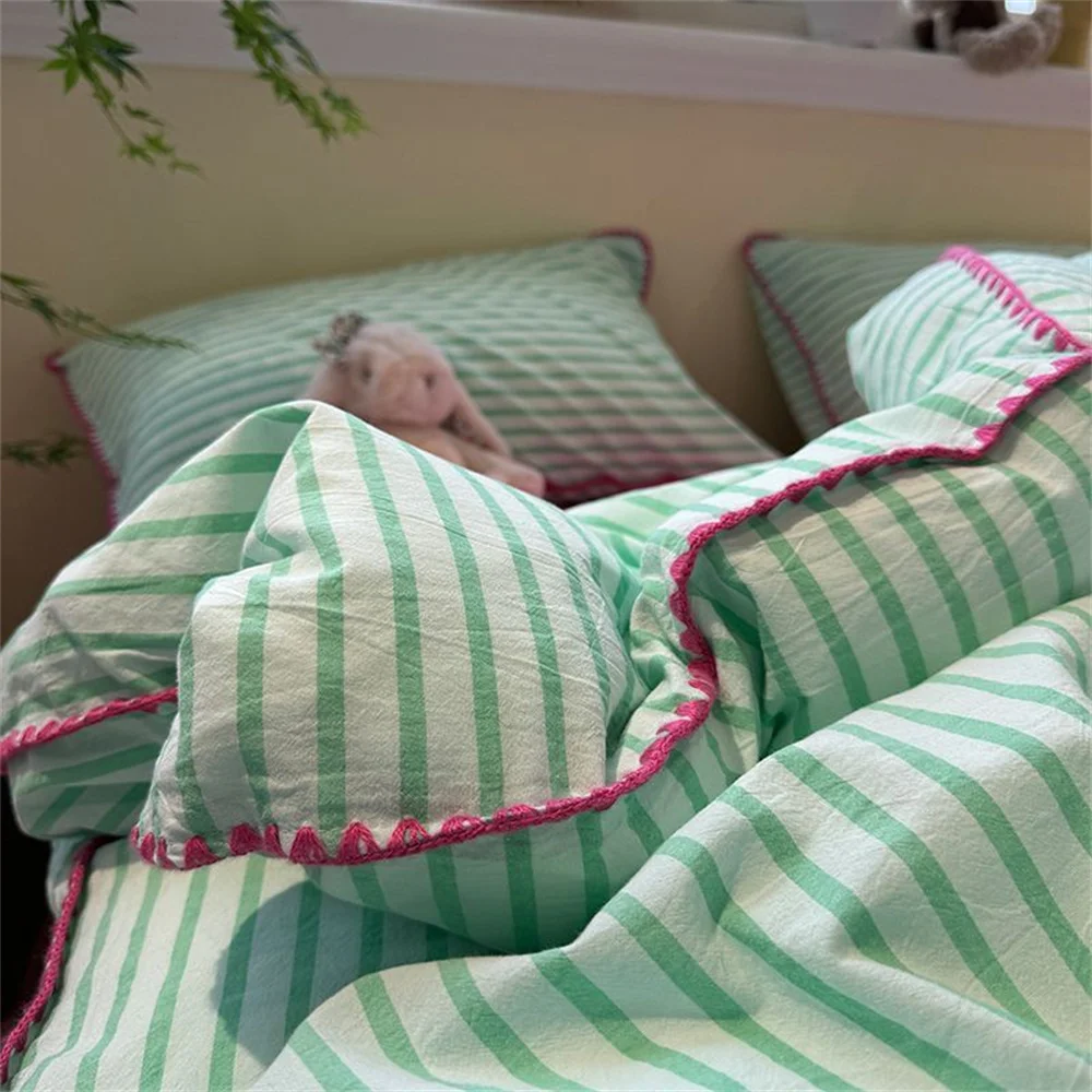Description Picture 4 of itemMinimalist Style Green Strip Bedding Sheet Ins Nordic Duvet Cover Set Home Luxury Bedding Set Bed Sheets Comfortable Bedspread