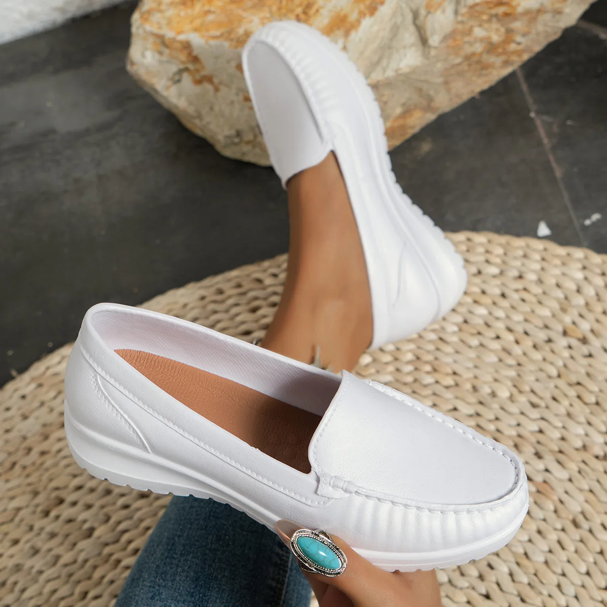 Autumn New Nurse Shoes Women Comfortable Soft Sole Breathable Non-slip Flat Heel Thick Sole Work Small White Single Shoes 3