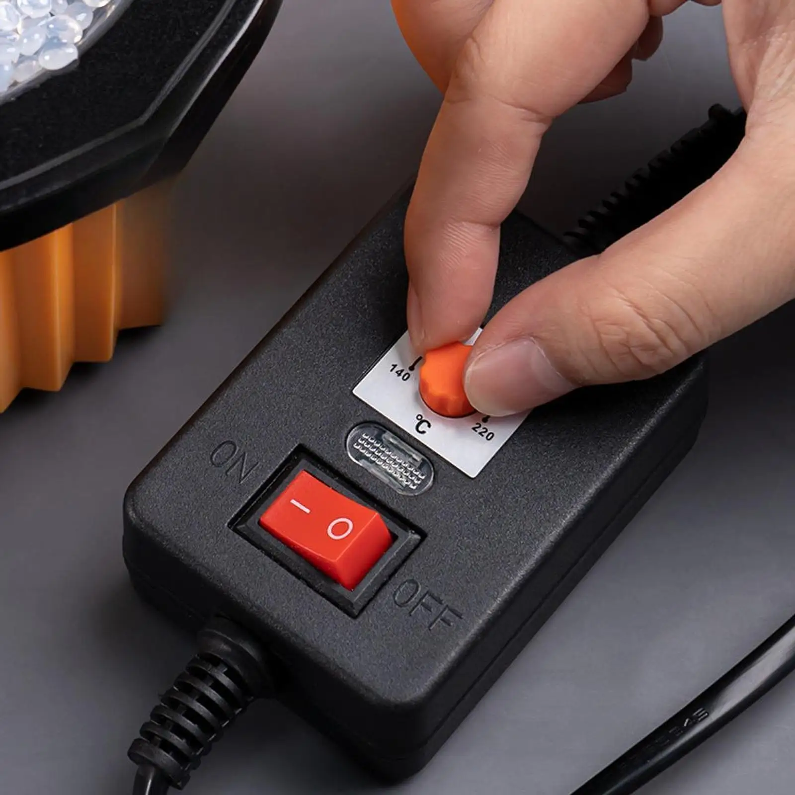 100W 전기 핫 글루 멜팅 포트 핫 글루 스킬렛 전문가용 견고한 핫 글루 스킬렛 (글루 스틱 제작용) EU/US 어댑터 포함