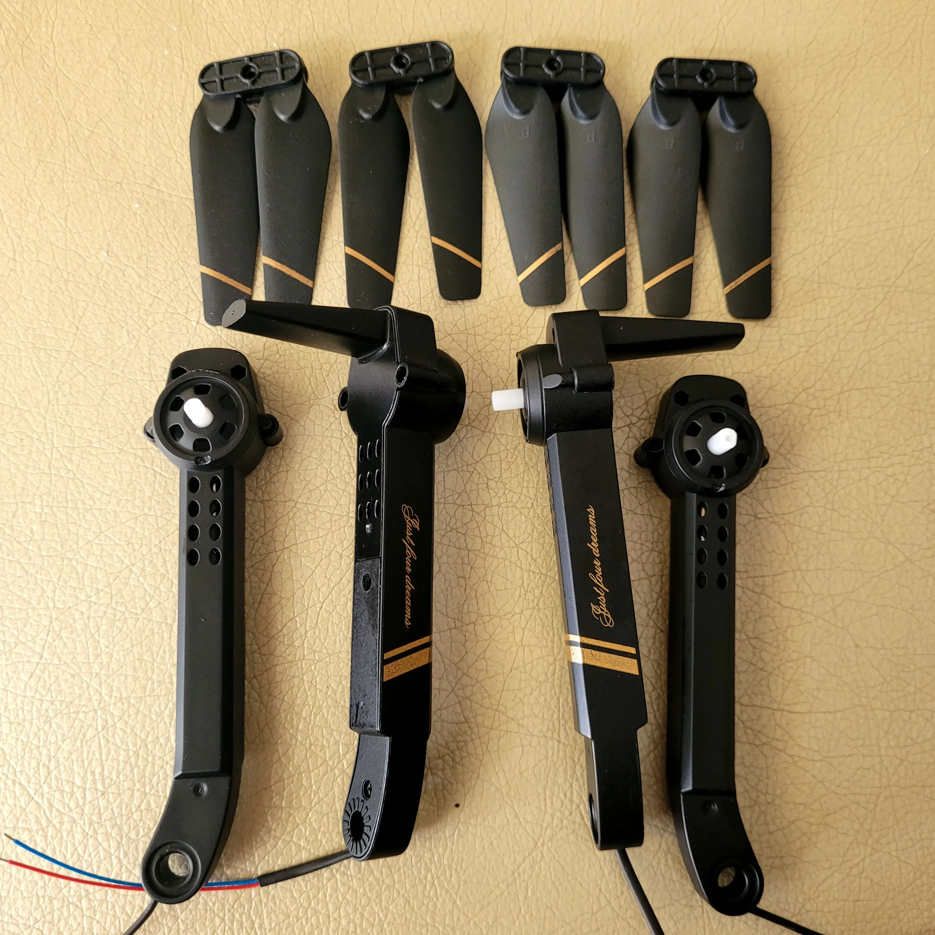

4D-V4 Spare Part Kit Motor Arm Front Rear Arm with Engine & 4PCS Propeller for 4DRC V4 Drone RICHIE Quadcopter Accessory