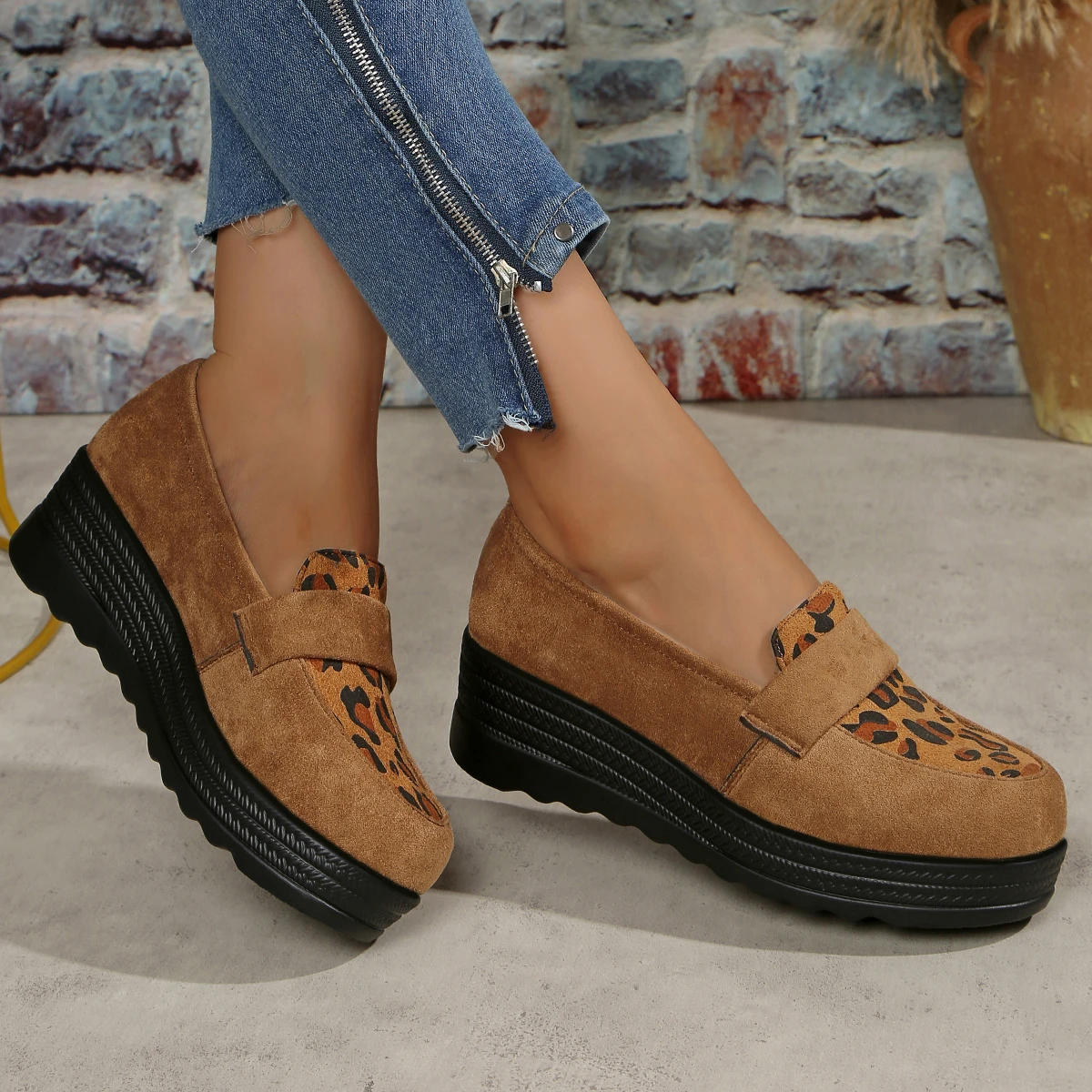 Aphixta Suede Upper Yellow Leopard Dec Women Wedge Heel Pumps 5cm Mid Heel Woman Shoes Chunky Heel Slip On Fashion Ladies Shoes