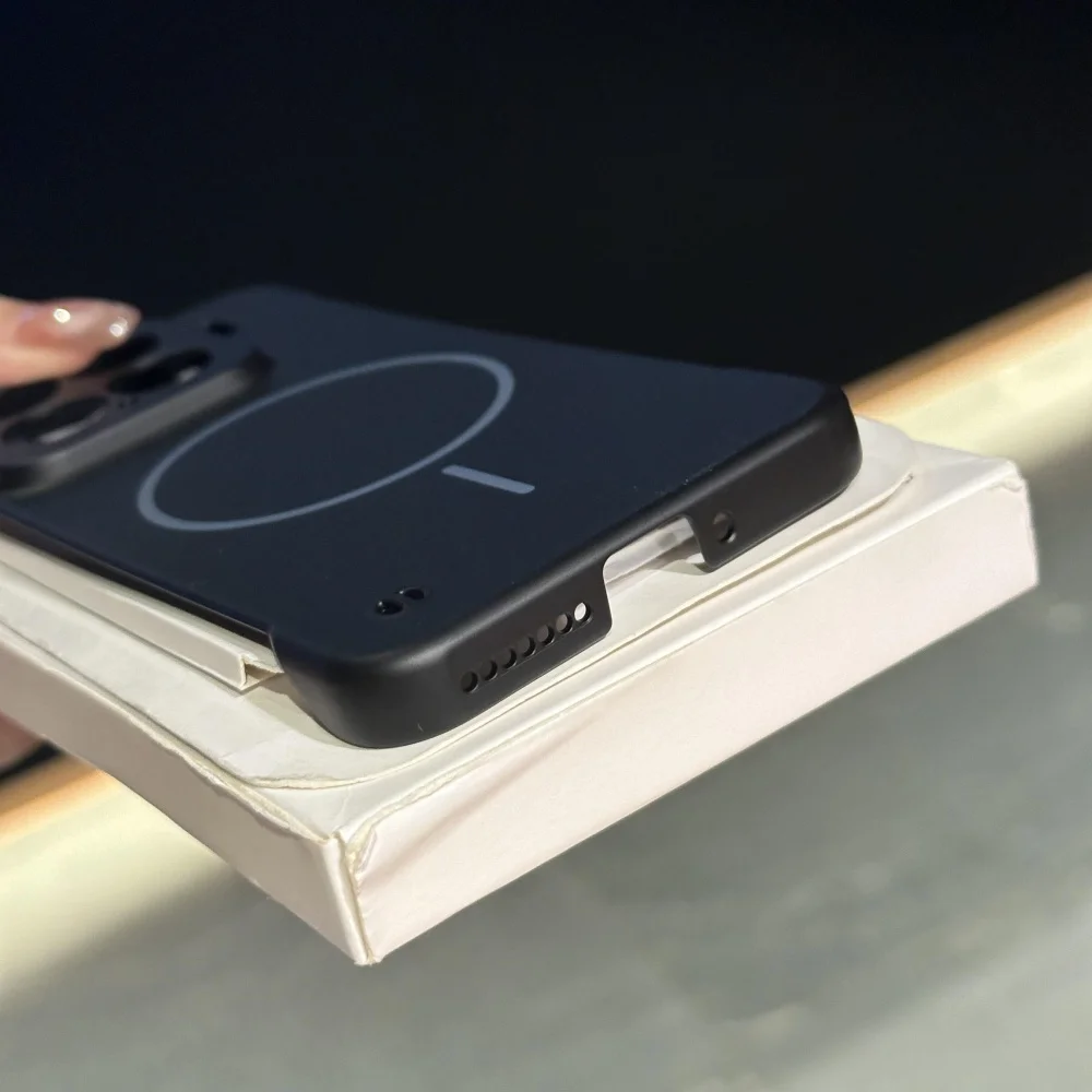 Enhanced Magnetic Case | Ultra Thin Frameless Design with Wireless Charging Capability