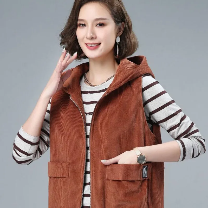 

2023 Spring Autumn New Corduroy Ladies Vest Short Coat Season Leisure Large Size Loose Thin Foreign Style Cardigan Casual Coat