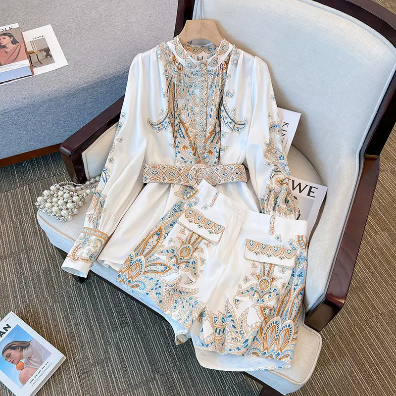 

Plus-size Women's Clothing 2023 Spring New Retro Temperament Thin Shirt Shorts Two-piece Suit Two Piece Set Women