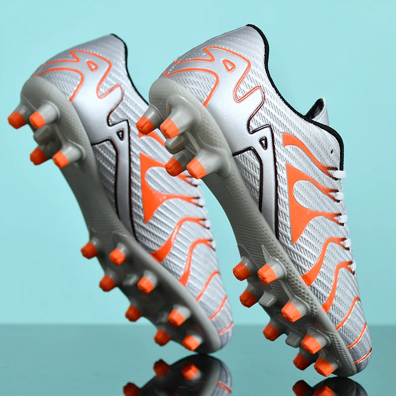 

2024 Men's Soccer Shoes Large Size Ultralight Football Boots Boys Sneakers Non-Slip AG/TF Soccer Cleats Ankle Boots Unisex