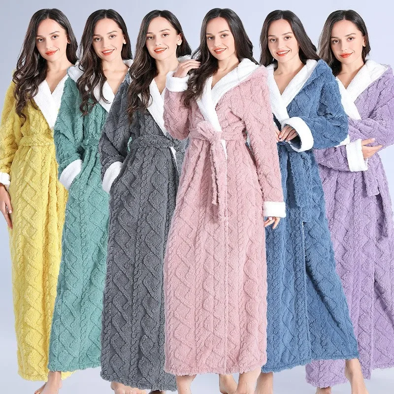 

Extended Hooded Flannel Nightgown Women's Jacquard Pajamas Thick Comfort Warm Couple Pajamas with Hat Simple Casual Home Clothes